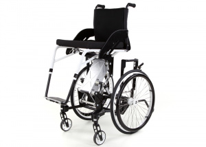 код. 710-LIFTsolid Кресло-коляска инвалидная с принадлежностями, вариант исполнения LY-710 (LIFT solid), c функцией подъема сиденья