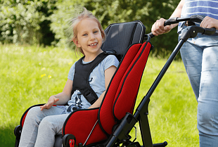 код. LY-710-AdvantageS, Кресло-коляска инвалидная с принадлежностями, вариант исполнения LY-170 (Advantage S), детская складная