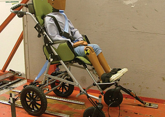 Кресло-коляска инвалидная для двух детей с принадлежностями, вариант исполнения LY-170 "TOM 4 Xcountry DUO" 